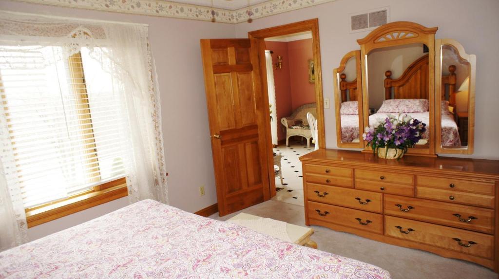 Villa Alexandrea Niagara Falls Room photo